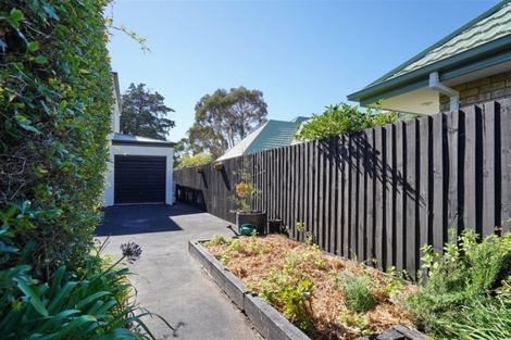 Photo of property in 114 Mccormacks Bay Road, Mount Pleasant, Christchurch, 8081
