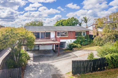 Photo of property in 15 Glenmore Road, Sunnyhills, Auckland, 2010