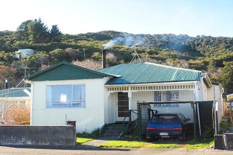 Photo of property in 45 Alexander Street, Greymouth, 7805