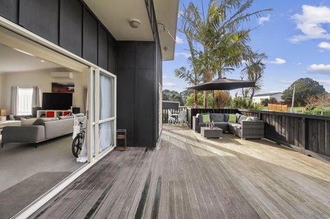 Photo of property in 9 Keven Road, Clarks Beach, Pukekohe, 2679