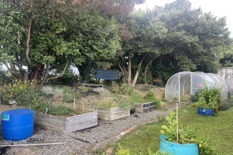 Photo of property in 9 Neill Road, Tokanui, 9884