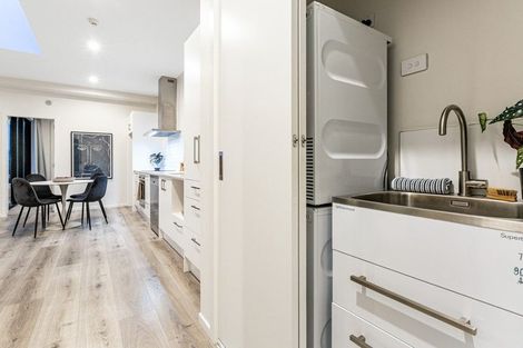 Photo of property in 305/2 Onepu Road, Kilbirnie, Wellington, 6022