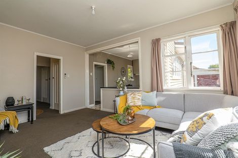 Photo of property in 39 Holland Street, Avonside, Christchurch, 8061