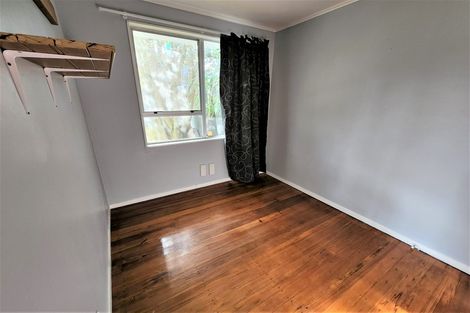 Photo of property in 27 Thomas Street, Stokes Valley, Lower Hutt, 5019