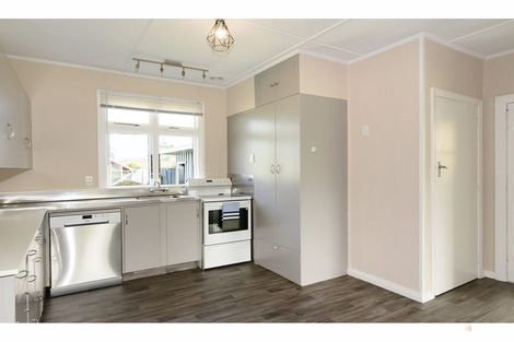 Photo of property in 43 Harris Street, Waimate, 7924