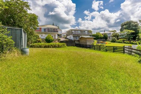 Photo of property in 9 Mcclintock Road, Massey, Auckland, 0614
