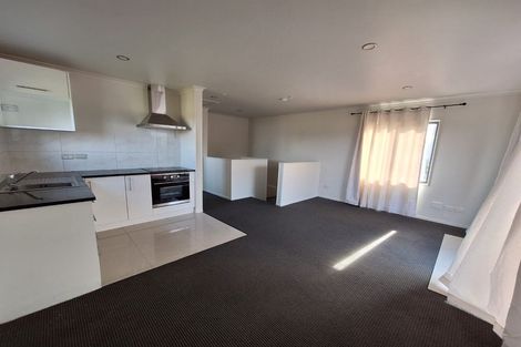 Photo of property in 28 Wallson Crescent, Wiri, Auckland, 2104