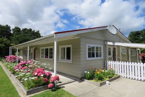 Photo of property in 3 Sunderland Street, Waimangaroa, Westport, 7891