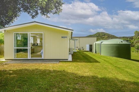 Photo of property in 5 Pipi Crescent, Mahia, 4198