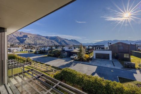 Photo of property in 53 Tenby Street, Wanaka, 9305