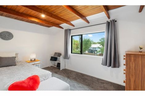 Photo of property in 23 Derrett Place, Saint Martins, Christchurch, 8022