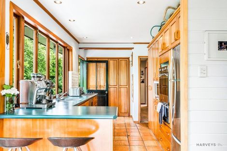 Photo of property in 91 Avonleigh Road, Green Bay, Auckland, 0604