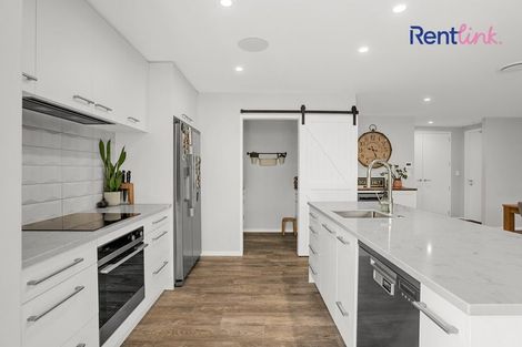 Photo of property in 23 Kahuparere Crescent, Pyes Pa, Tauranga, 3112