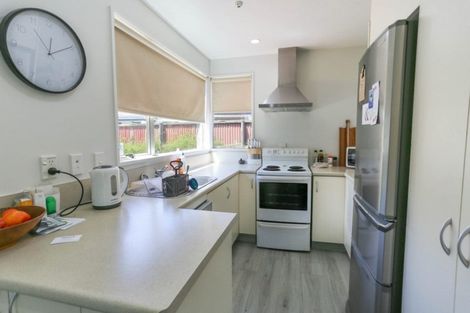 Photo of property in 4/2 Broadbent Street, Riccarton, Christchurch, 8041