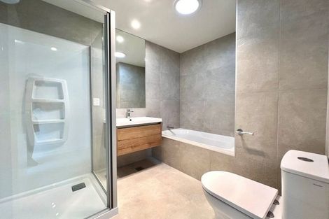 Photo of property in 10 Park Green Avenue, Rosehill, Papakura, 2113