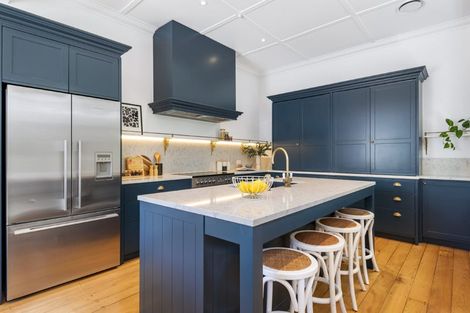 Photo of property in 7a North Avenue, Narrow Neck, Auckland, 0624