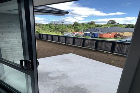 Photo of property in 8 Melonette Way, Ohauiti, Tauranga, 3112