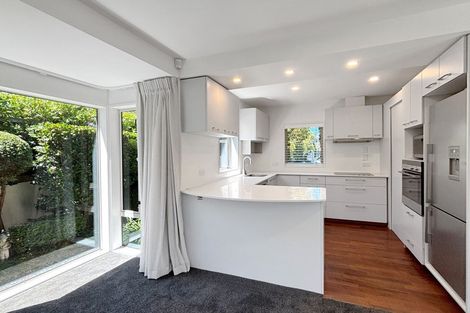 Photo of property in 1/11 Aikmans Road, Merivale, Christchurch, 8014