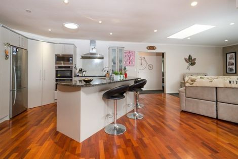 Photo of property in 250a Te Atatu Road, Te Atatu South, Auckland, 0610