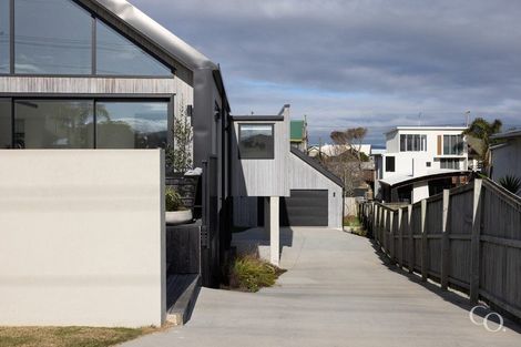 Photo of property in 56 Karewa Parade, Papamoa Beach, Papamoa, 3118