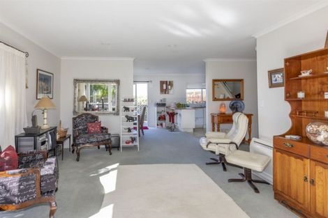 Photo of property in 1/25 Little Barrier Avenue, Manly, Whangaparaoa, 0930