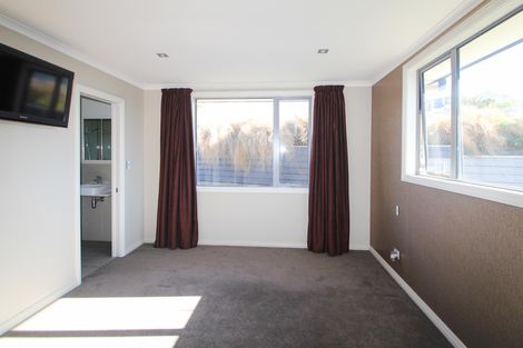 Photo of property in 38 Wharfe Street, South Hill, Oamaru, 9400