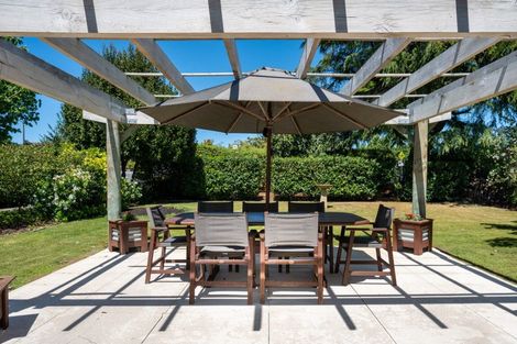 Photo of property in 81 Te Mata Road, Havelock North, 4130