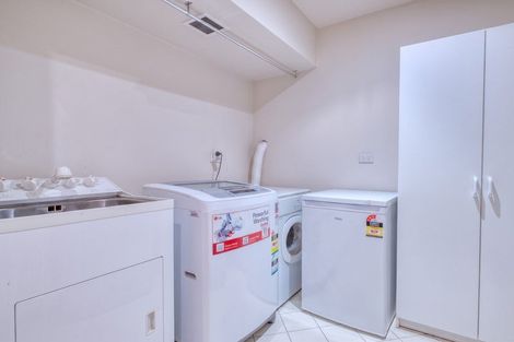 Photo of property in 74 Harbour Village Drive, Gulf Harbour, Whangaparaoa, 0930