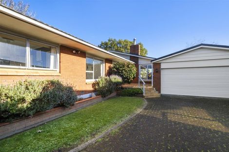 Photo of property in 124 Tiraumea Drive, Pakuranga, Auckland, 2010