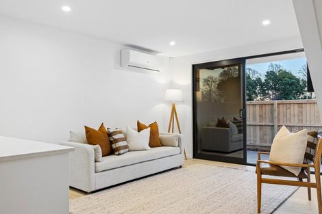 Photo of property in 198 Main North Road, Redwood, Christchurch, 8051