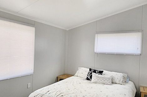 Photo of property in 8 Sandown Avenue, Himatangi Beach, Foxton, 4891