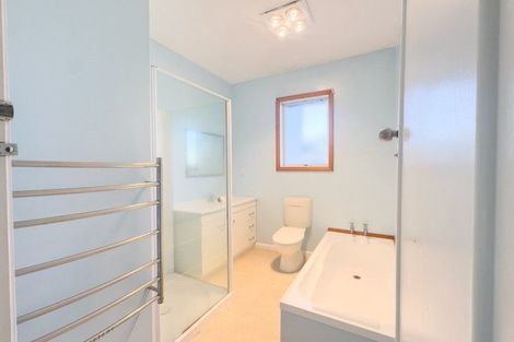 Photo of property in 10 Plynlimon Road, Fendalton, Christchurch, 8052