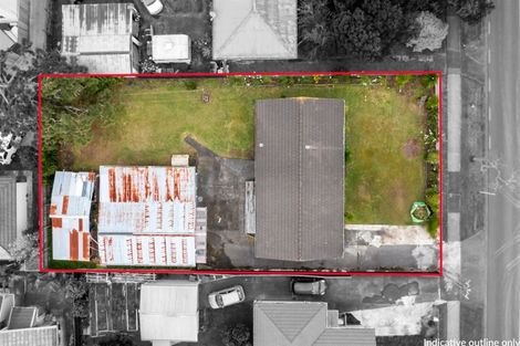 Photo of property in 31 Border Road, Henderson, Auckland, 0612