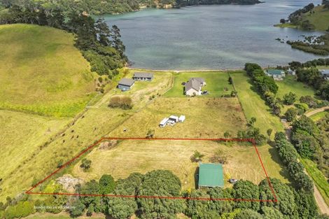 Photo of property in 161 Carey Road, Port Charles, Coromandel, 3584