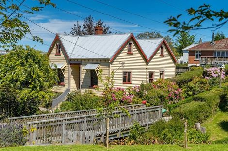 Photo of property in 128 Glen Road, The Glen, Dunedin, 9011