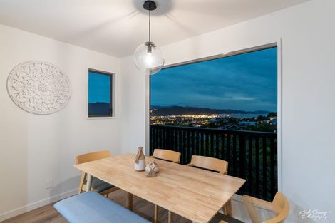 Photo of property in 50 Viewmont Drive, Harbour View, Lower Hutt, 5010