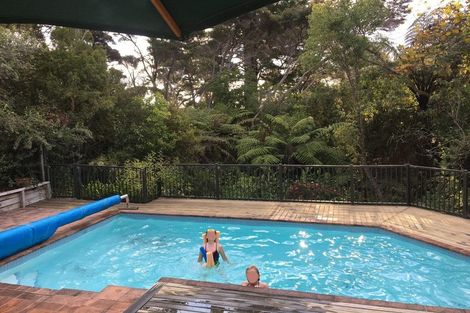 Photo of property in 72 Brigantine Drive, Beach Haven, Auckland, 0626