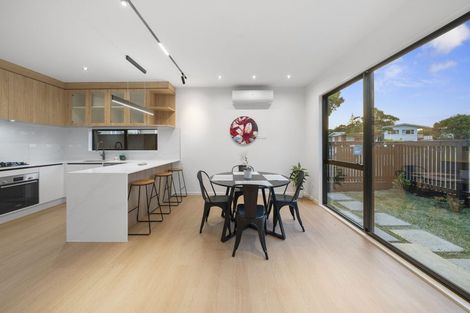 Photo of property in 23b Wanaka Place, Pakuranga Heights, Auckland, 2010