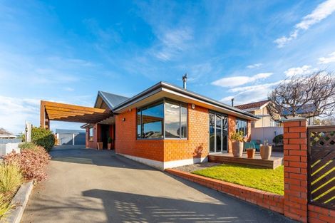 Photo of property in 4 Trafalgar Street, Maori Hill, Timaru, 7910