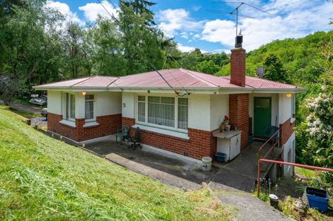 Photo of property in 51 Glen Road, Mornington, Dunedin, 9011