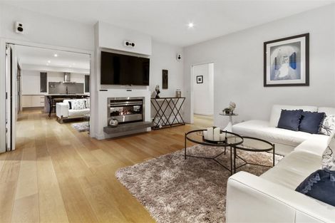 Photo of property in 340a Beach Road, Mairangi Bay, Auckland, 0630