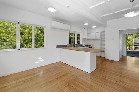 Photo of property in 2/161 Hinemoa Street, Birkenhead, Auckland, 0626