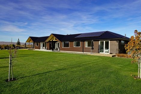 Photo of property in 272 Letts Gully Road, Letts Gully, Alexandra, 9393