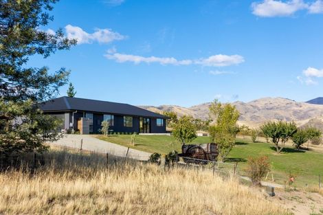 Photo of property in 20 Quartzville Road, Bannockburn, Cromwell, 9384