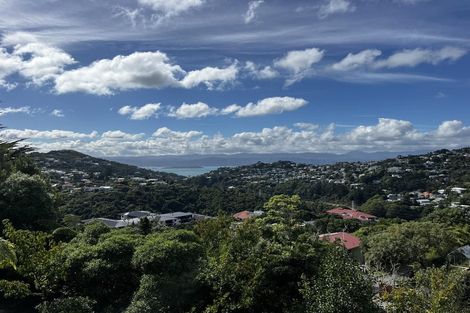 Photo of property in 2/3 Jerome Way, Crofton Downs, Wellington, 6035