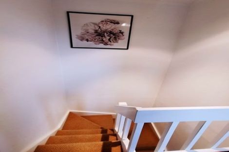 Photo of property in 81 College Road, Northcote, Auckland, 0627