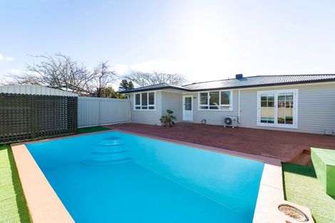 Photo of property in 1 Elliott Crescent, Havelock North, 4130