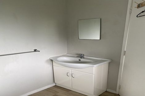 Photo of property in 2/12 Oakley Avenue, Claudelands, Hamilton, 3214