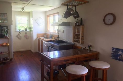 Photo of property in 48 Victory Avenue, Karori, Wellington, 6012