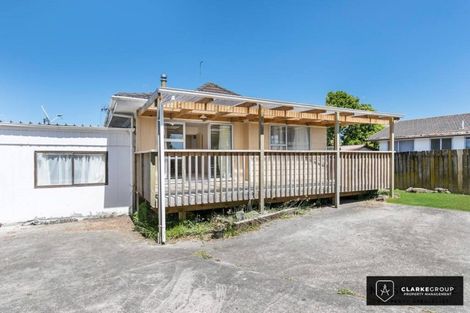 Photo of property in 1/10 Dorendia Place, Clendon Park, Auckland, 2103